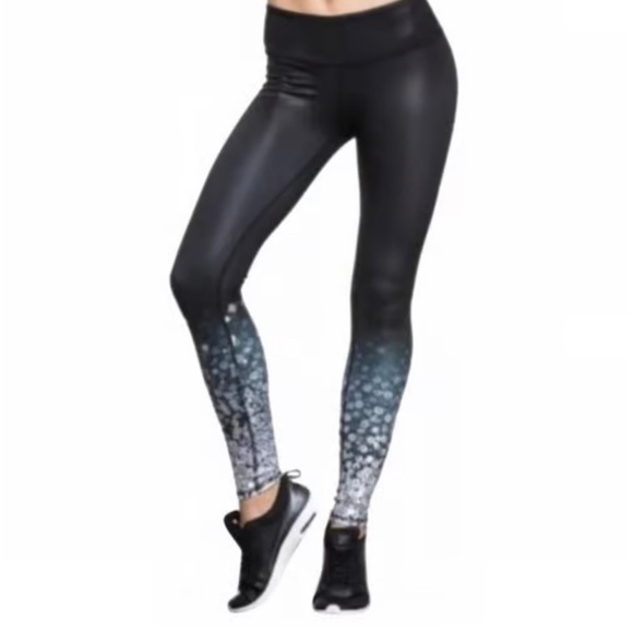 ALO Yoga Pants - Alo Yoga Air Brush Black Brilliance High Rise Leggings
